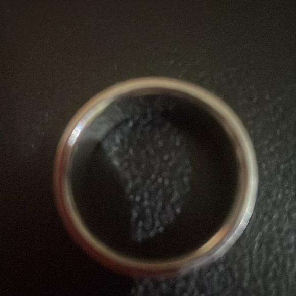 Stainless steel men’s wedding band. Size 10 1/2. No scratches. Great condition - Picture 2 of 3